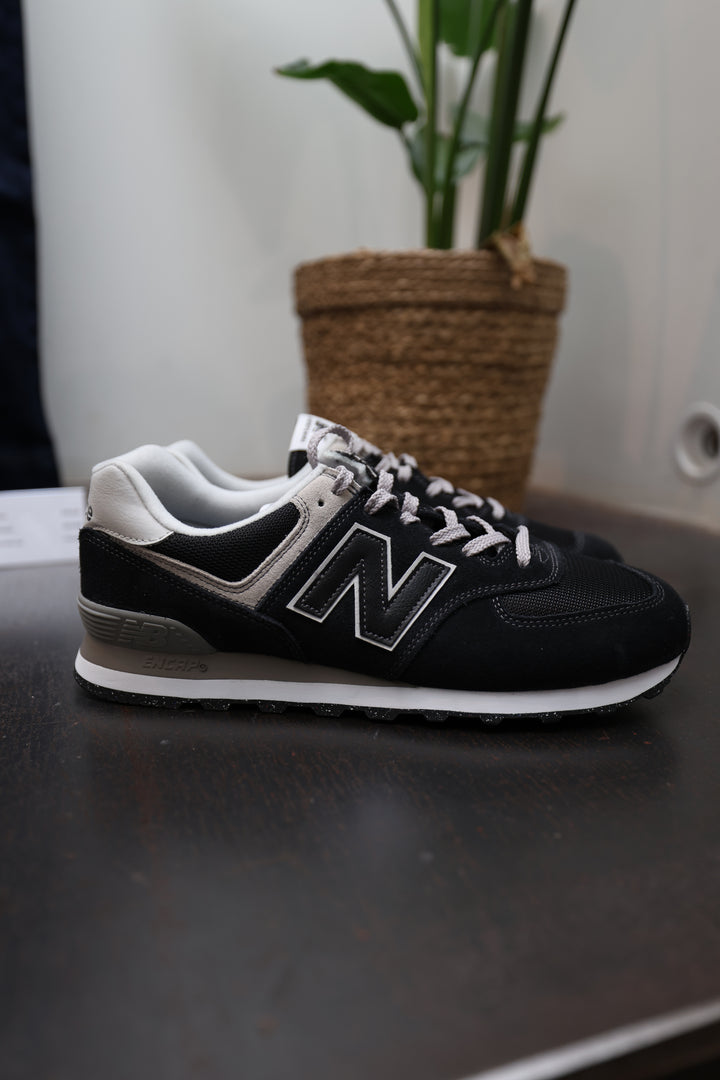 NB 574 EVB