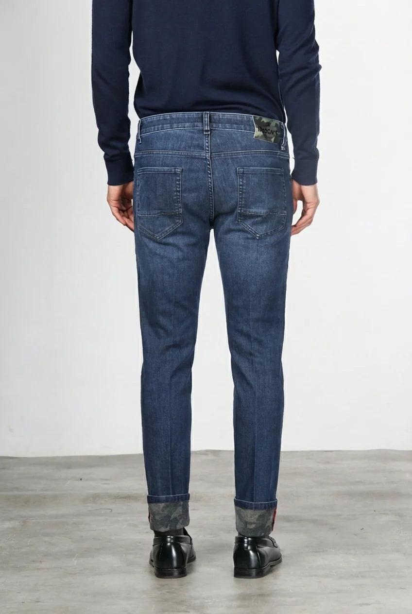 5 Th Harris jeans