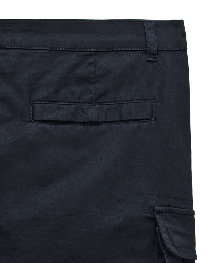 Short Cargo Weekend Offender Ksar – Navy