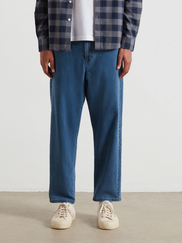 Jean Farah Hawtin Relaxed Tapered Fit – Worn Indigo