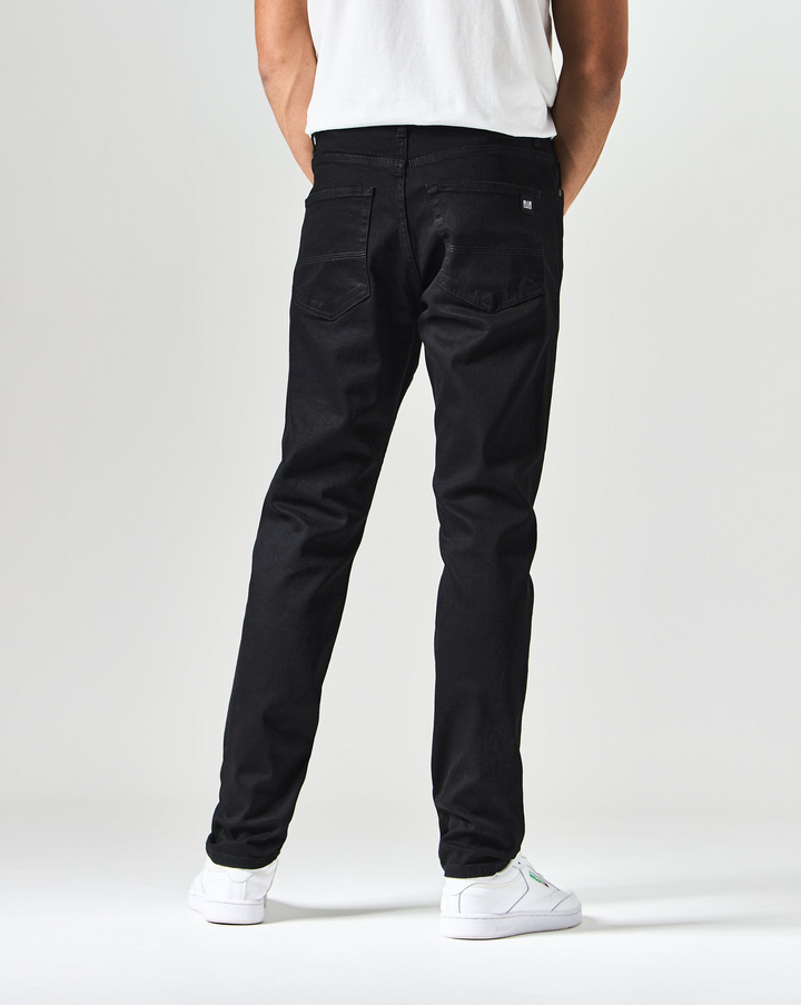 Jean Weekend Offender 444 Tapered – Black Denim