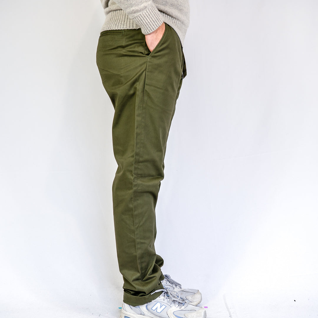 Barbour sueded sateen tailored trouser - olive