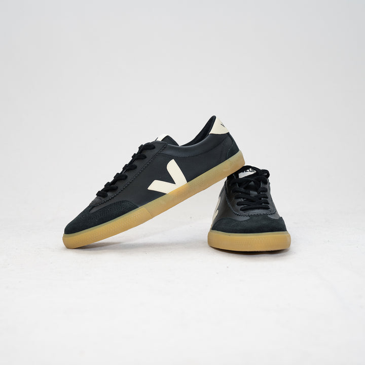 Volley o.t. Leather - black Pierre