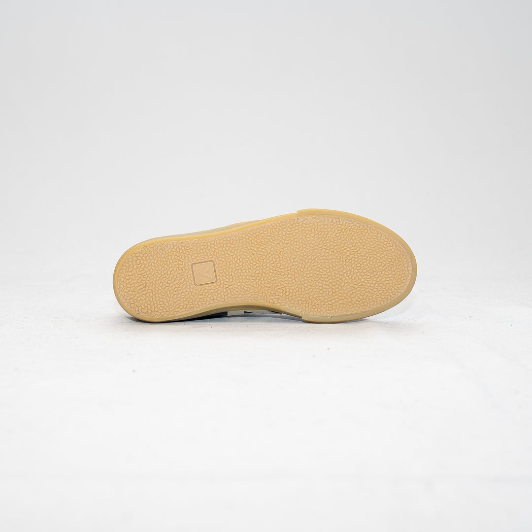 Volley o.t. Leather - black Pierre