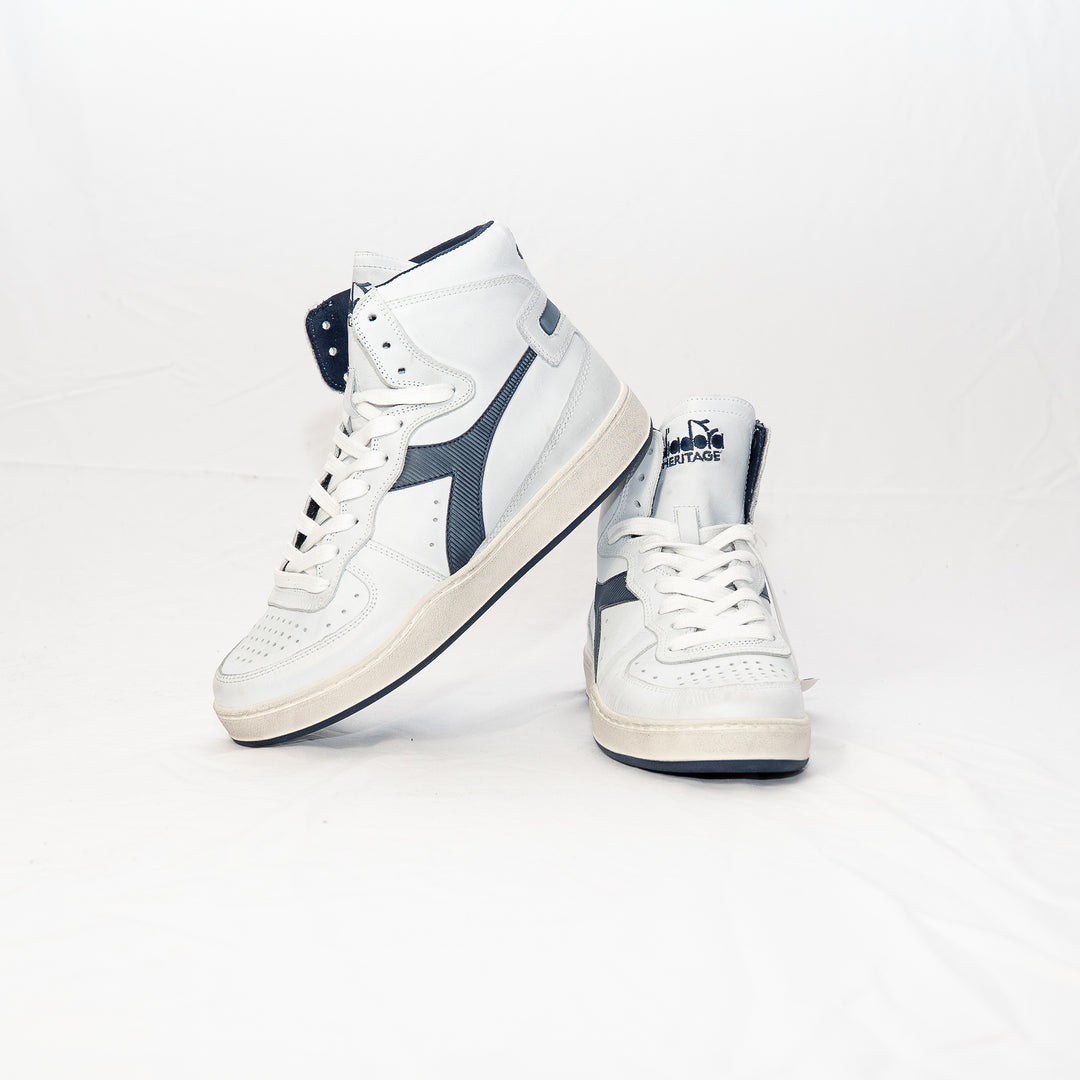 Mi basket used - white/blue corsair