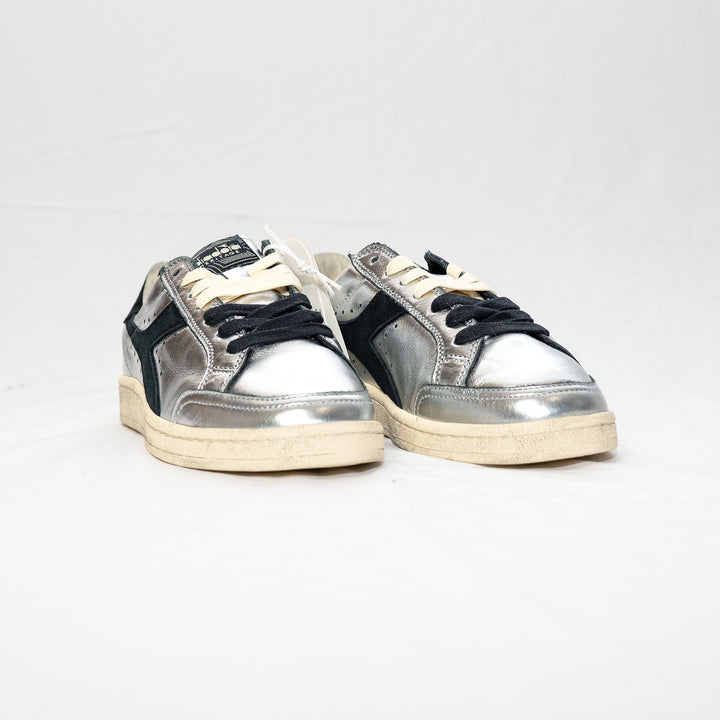 Prestige metal used - Silver