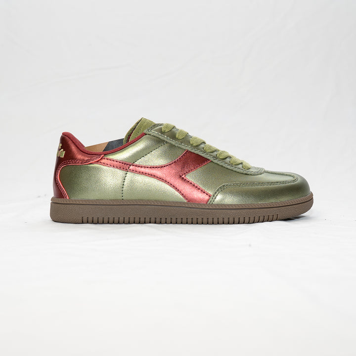 Trainer metalized - cardamom seed
