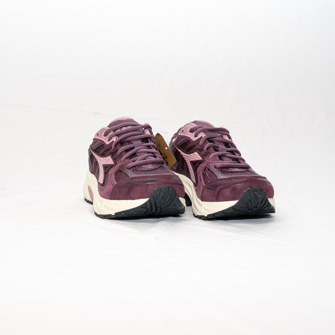 Mythos star - plum wine violet