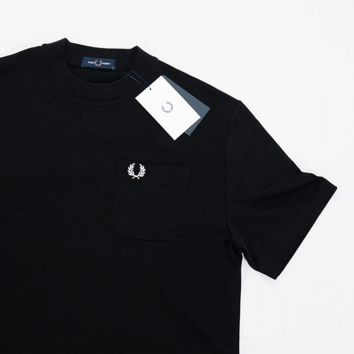 Pocket detail t-shirt - black