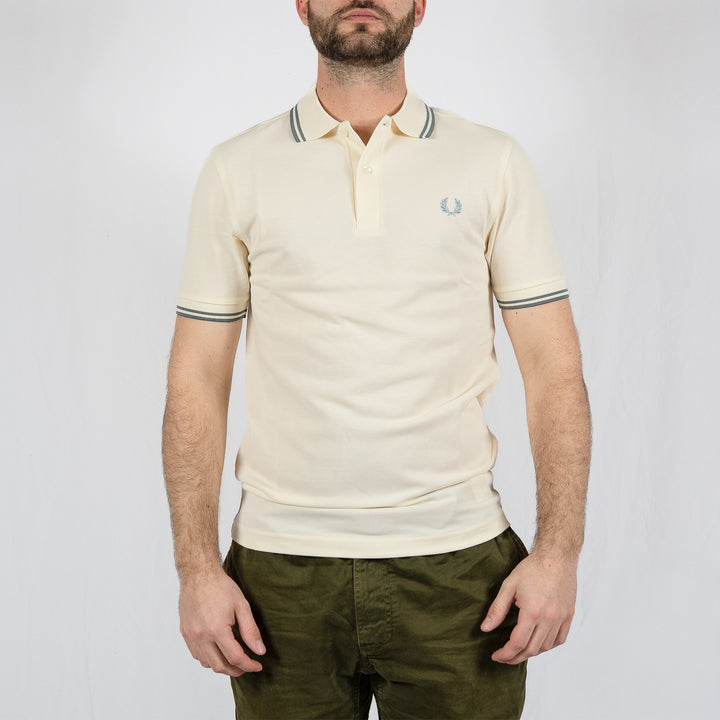 Twin tipped Fred Perry shirt - 02b
