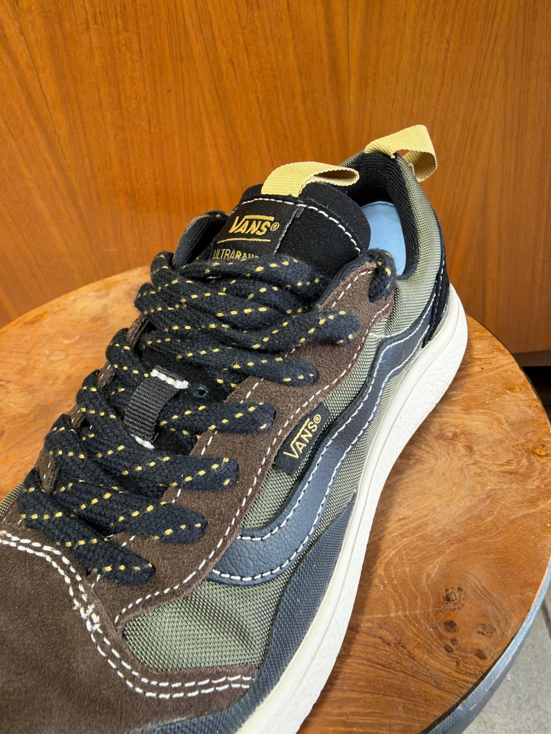 Ultrarange exo - black/olive