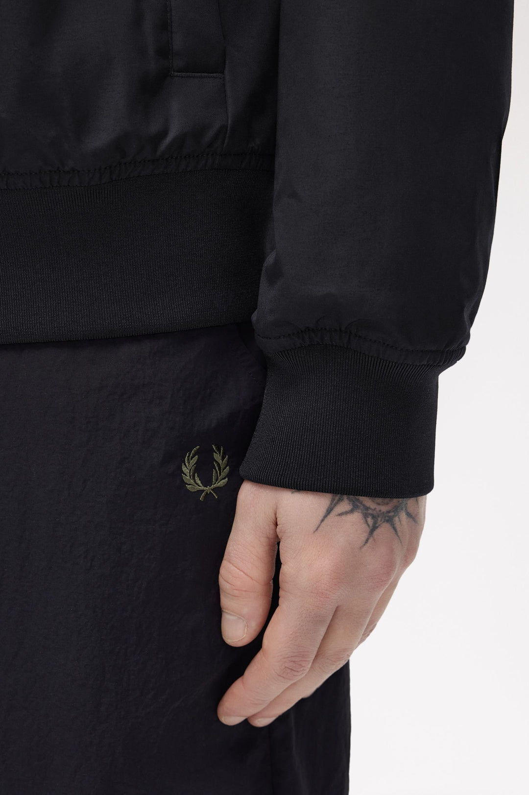 Hooded brentham jacket - black