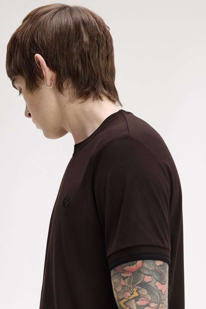 Twin tipped t-shirt / rich brown