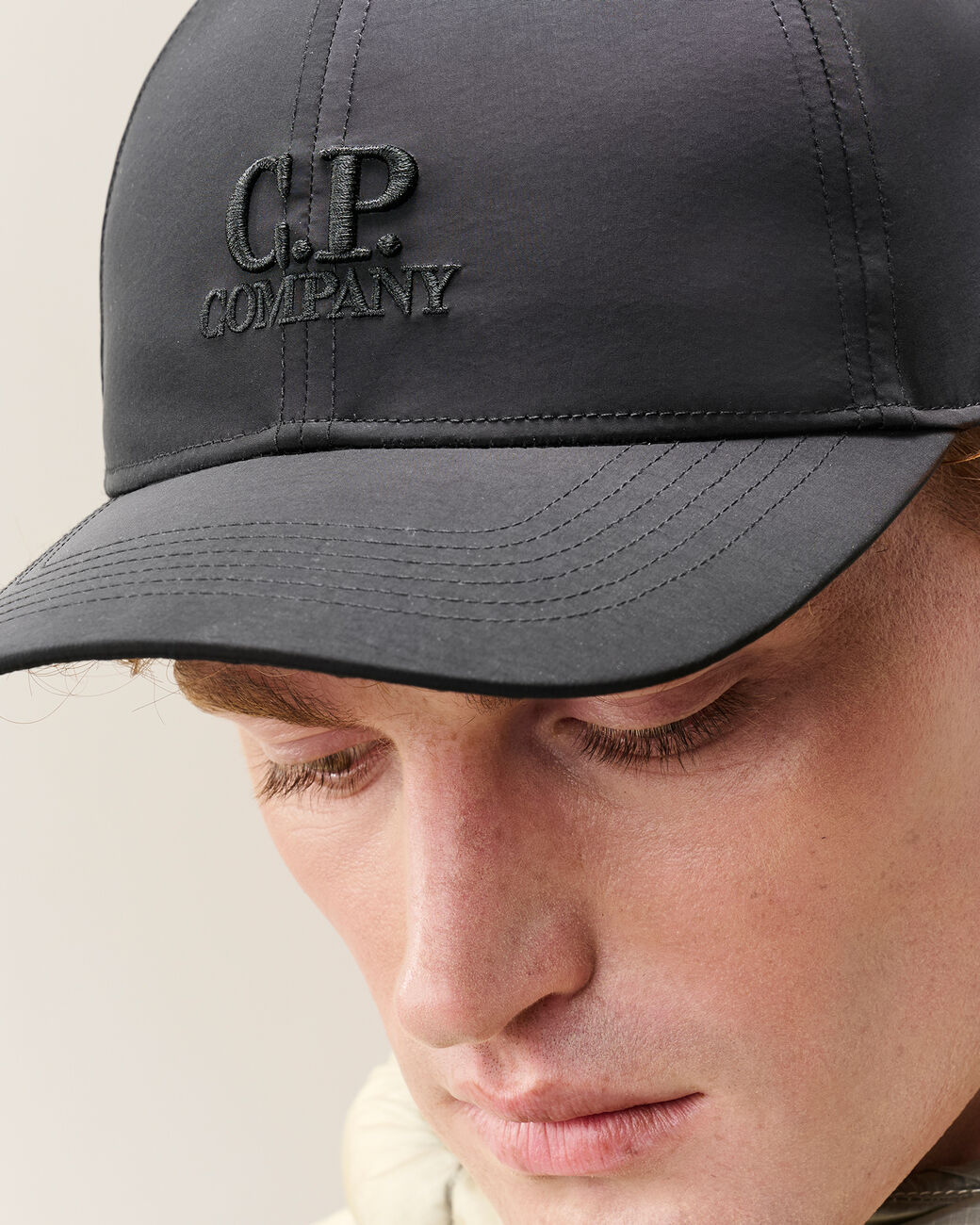 Baseball cap chrome R / black ( col 999 )