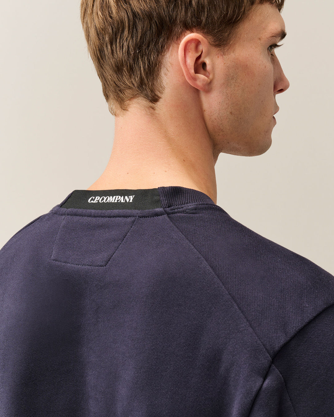 Sweatshirts crew neck diagonal raised fleece / navy ( col 888 )
