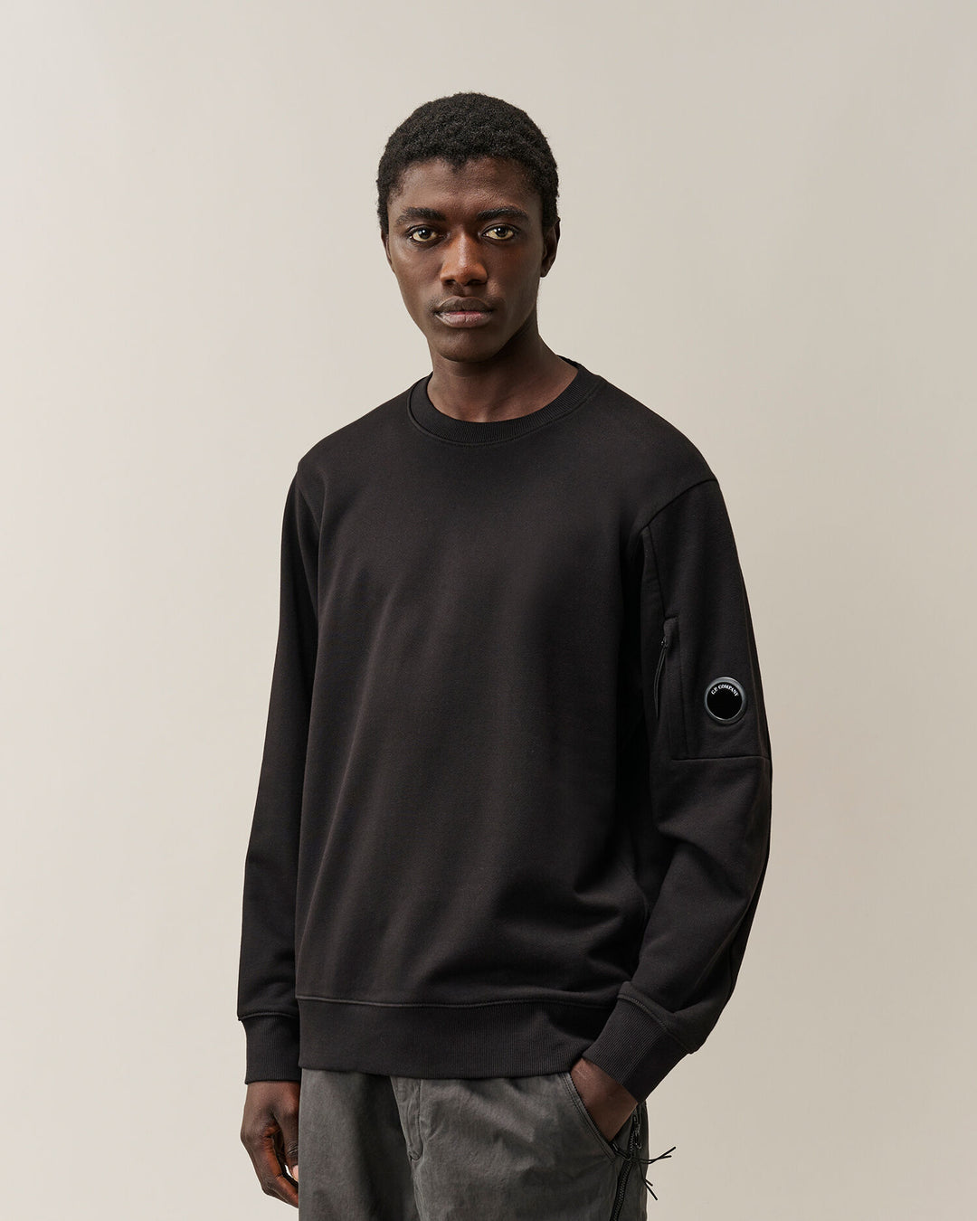Sweatshirts crew neck diagonal raised fleece / black ( col 999 )