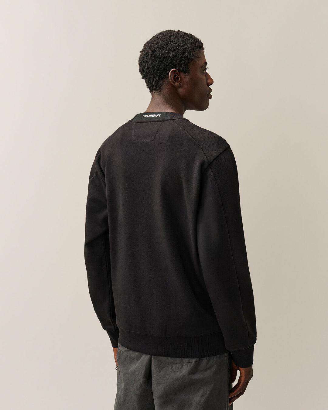 Sweatshirts crew neck diagonal raised fleece / black ( col 999 )
