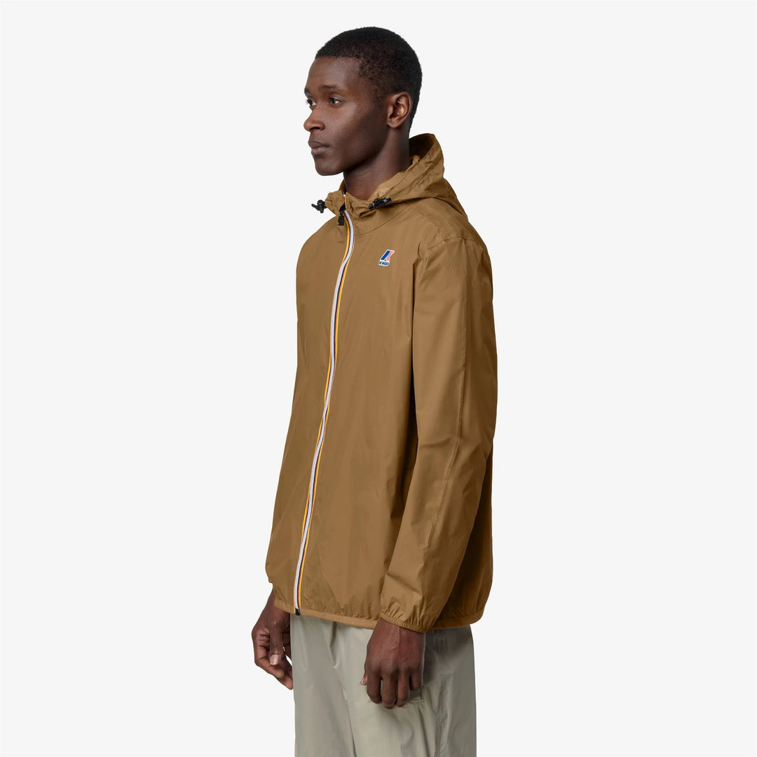 The real 4.0 Claude - brown cord