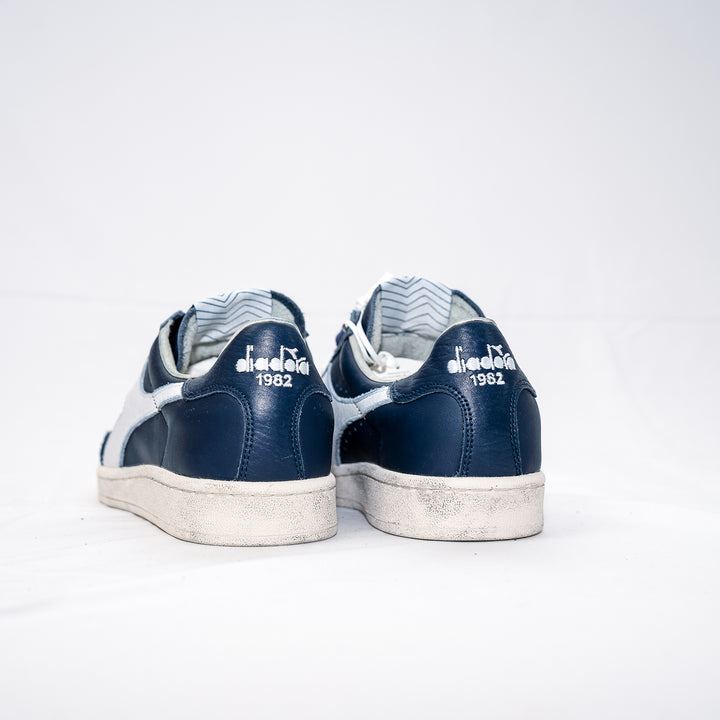 Prestige used - blue Caspian Sea