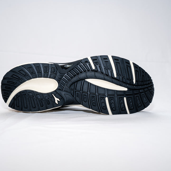 Mythos star - black / black