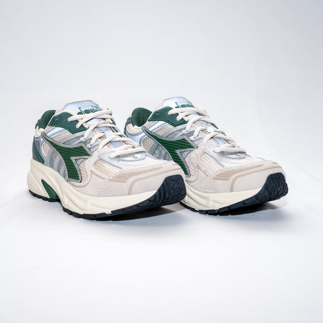 Mythos star - light grey / metallic
