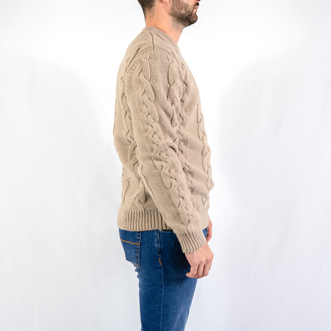 Chuncky cable knit jumper - warm oat