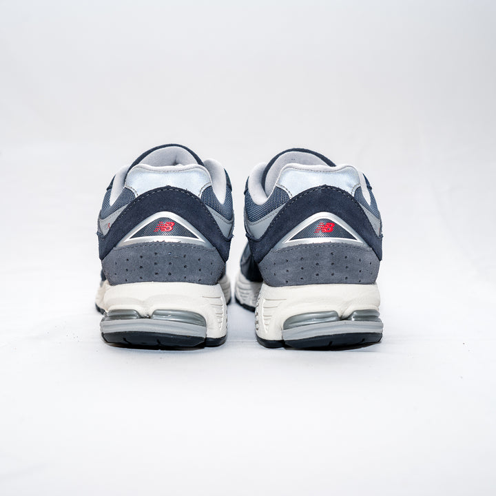2002R - navy/grey